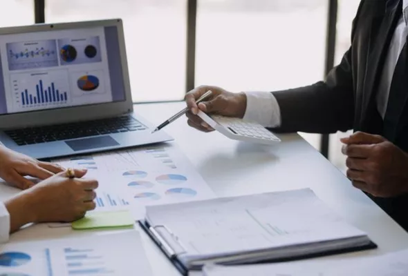 Deal Value Tracking